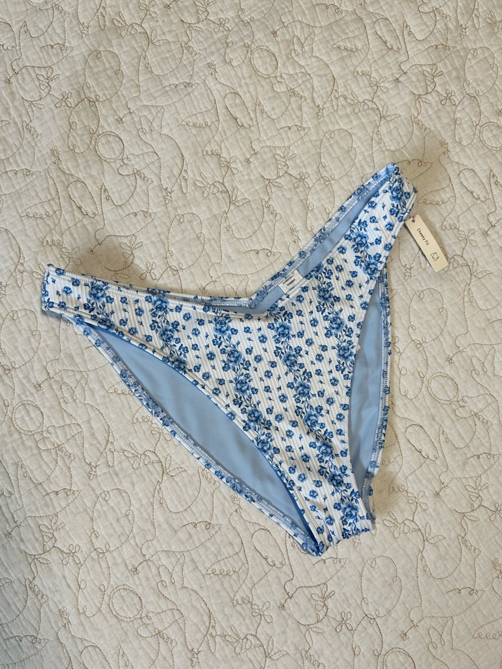 Hollister Ribbed High Leg V-Waist Cheeky Bikini Bottoms in Dusty Blue Floral